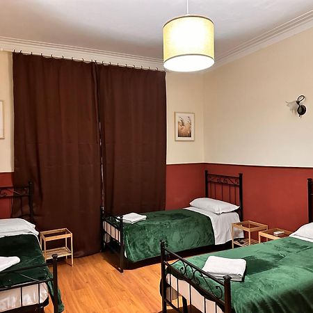 Pardis Dormitory Rome Bagian luar foto