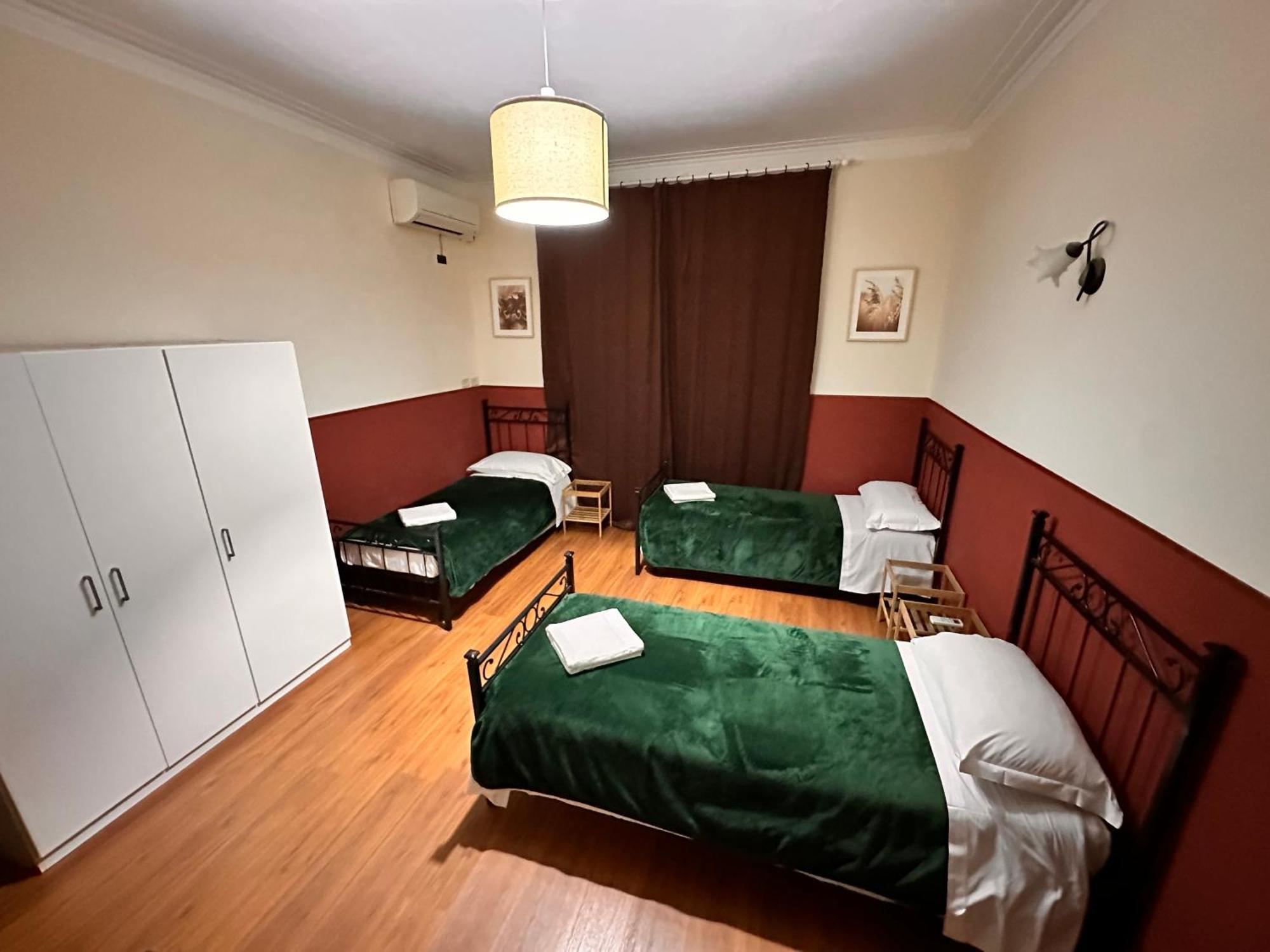 Pardis Dormitory Rome Bagian luar foto